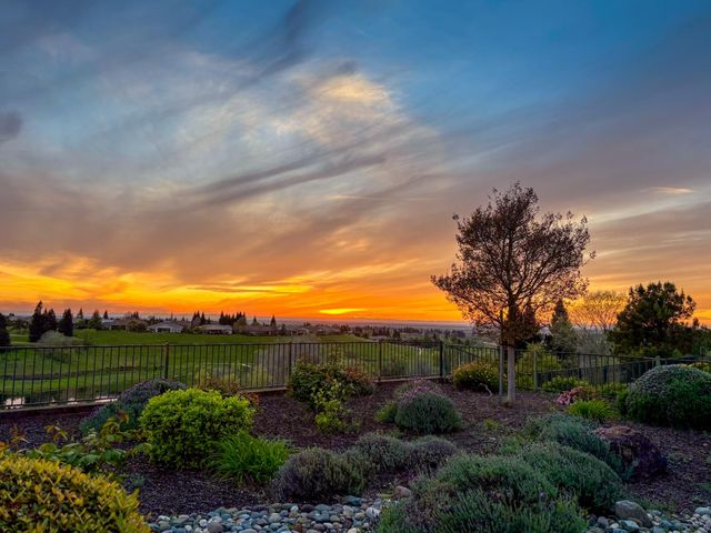 2507 Walden View Ln, Lincoln, CA 95648