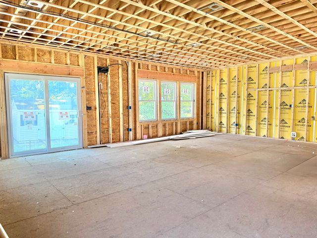 12 Alvin 2, Attleboro, MA 02703