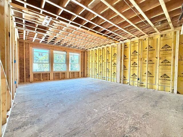12 Alvin 2, Attleboro, MA 02703