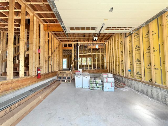 12 Alvin 2, Attleboro, MA 02703