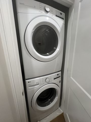 14 Mount Hood Road 2, Boston, MA 02135