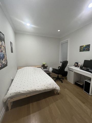 14 Mount Hood Road 2, Boston, MA 02135