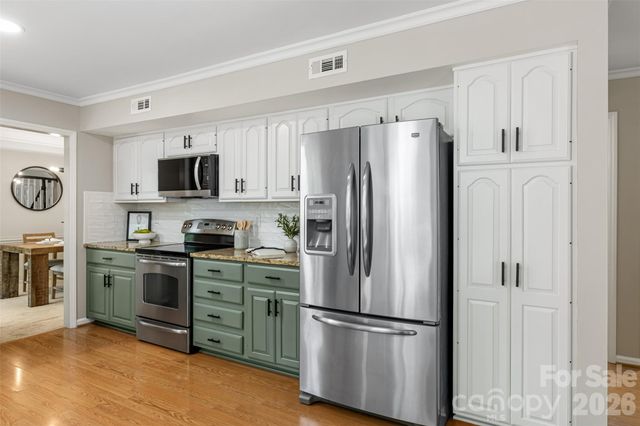 6818 Millingden Court, Charlotte, NC 28277