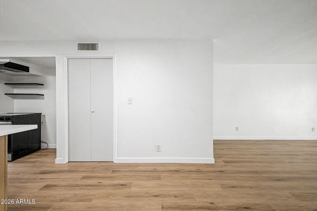 3505 E CAMPBELL Avenue 8, Phoenix, AZ 85018