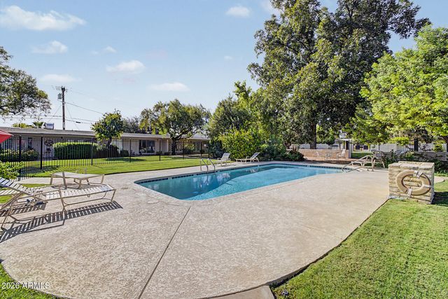 3505 E CAMPBELL Avenue 8, Phoenix, AZ 85018