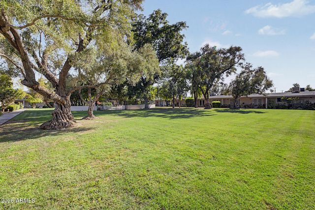 3505 E CAMPBELL Avenue 8, Phoenix, AZ 85018