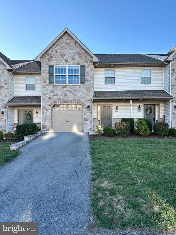 237 MELBOURNE LANE, Mechanicsburg, PA 17055