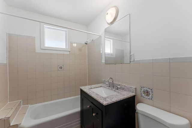 3632 4th Avenue S, Minneapolis, MN 55409