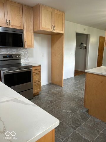 122 Norris Drive, Anderson, IN 46013
