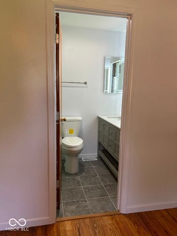 122 Norris Drive, Anderson, IN 46013