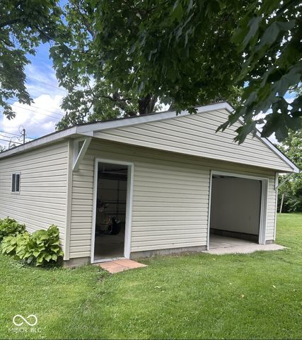 122 Norris Drive, Anderson, IN 46013