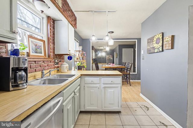 1038 MONTICELLO LN, Lancaster, PA 17603