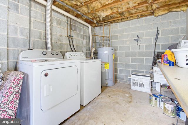 1038 MONTICELLO LN, Lancaster, PA 17603