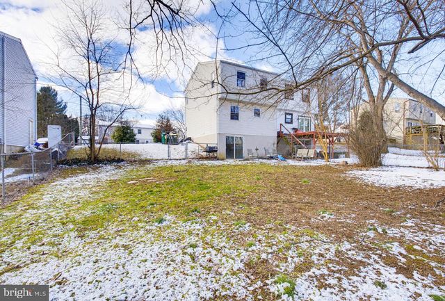 1038 MONTICELLO LN, Lancaster, PA 17603