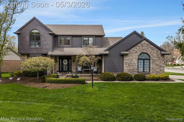 1440 Otter Drive, Rochester Hills, MI 48306