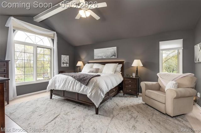 1440 Otter Drive, Rochester Hills, MI 48306