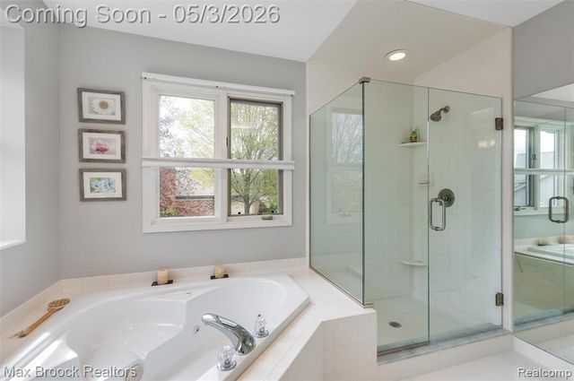 1440 Otter Drive, Rochester Hills, MI 48306