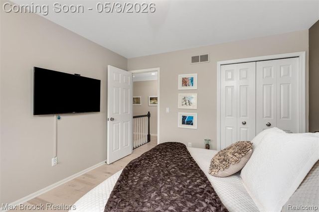 1440 Otter Drive, Rochester Hills, MI 48306