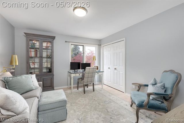 1440 Otter Drive, Rochester Hills, MI 48306