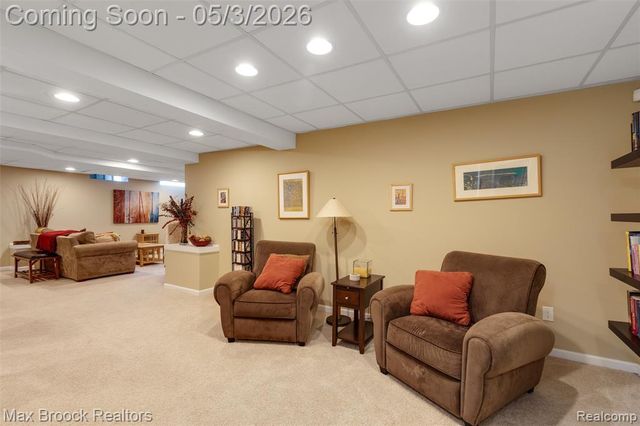 1440 Otter Drive, Rochester Hills, MI 48306