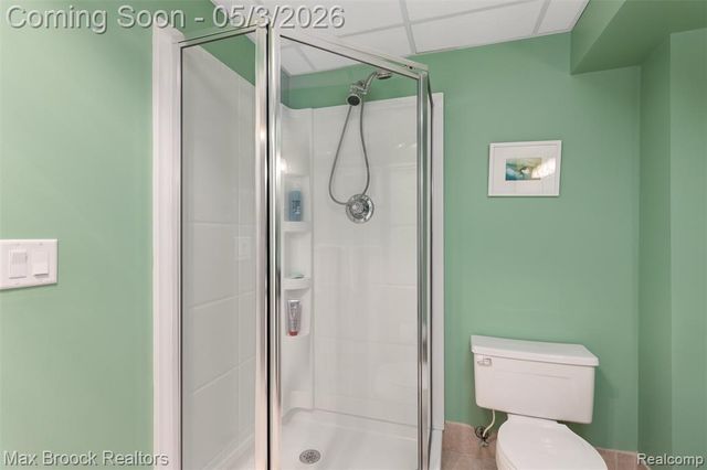 1440 Otter Drive, Rochester Hills, MI 48306