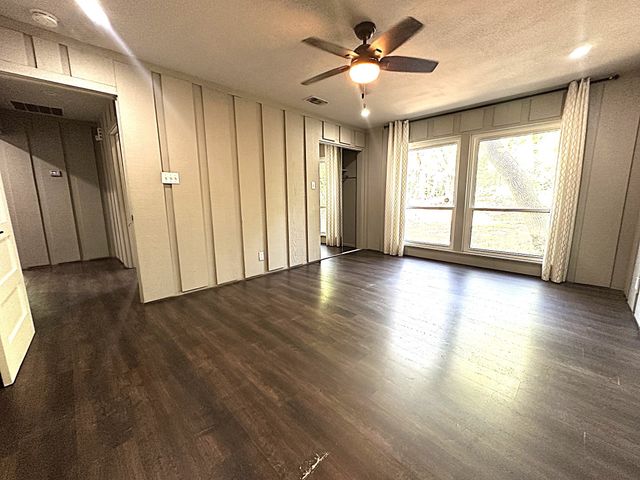 274 Lakecrest Drive, Pottsboro, TX 75076