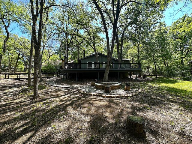 274 Lakecrest Drive, Pottsboro, TX 75076