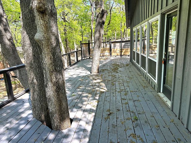 274 Lakecrest Drive, Pottsboro, TX 75076