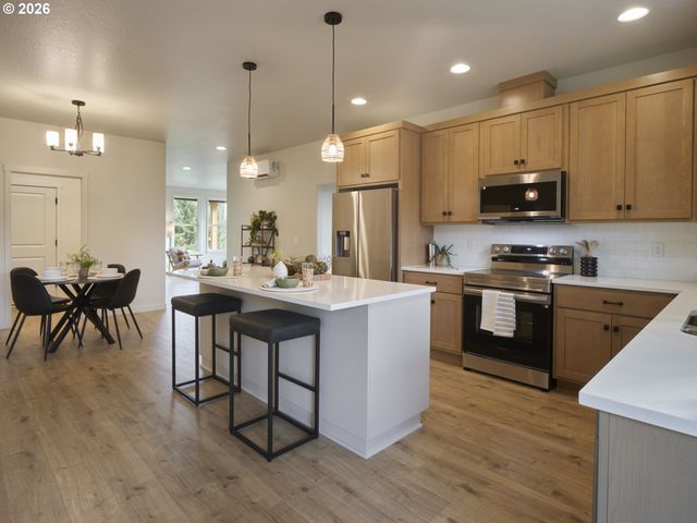 1834 Rose Valley Rd, Kelso, WA 98626