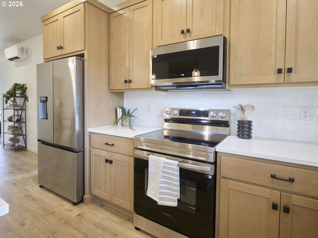 1834 Rose Valley Rd, Kelso, WA 98626
