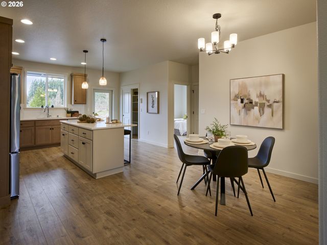 1834 Rose Valley Rd, Kelso, WA 98626