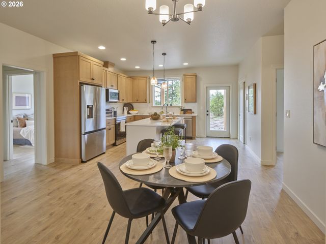 1834 Rose Valley Rd, Kelso, WA 98626