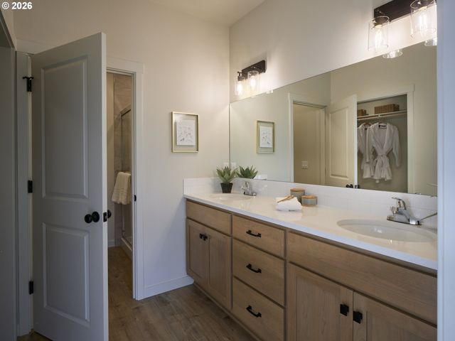 1834 Rose Valley Rd, Kelso, WA 98626