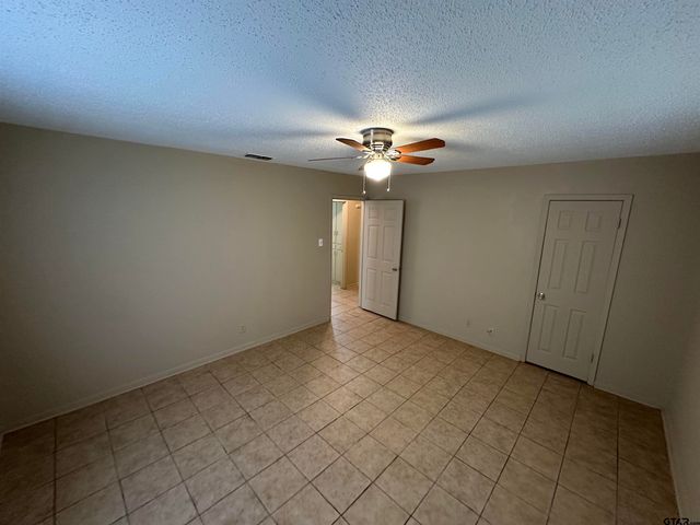 305 N Forest Ave, Tyler, TX 75702