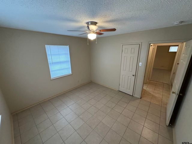 305 N Forest Ave, Tyler, TX 75702