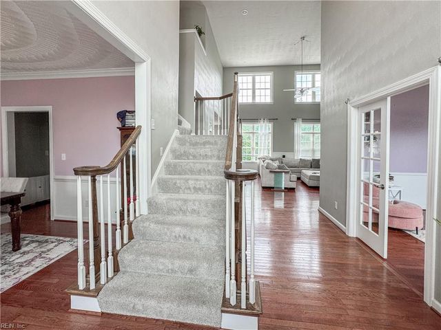 208 Leicester CT, Chesapeake, VA 23322