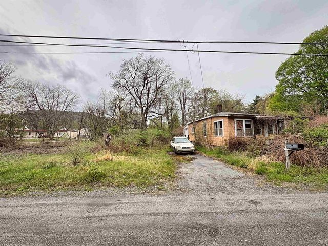 24 Beauregard Street, Claremont, NH 03743