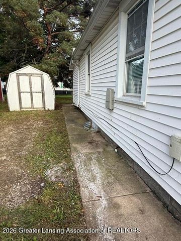 4425 S Pennsylvania Avenue, Lansing, MI 48910