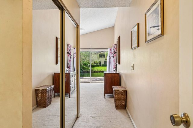 1110 NW 105th Way, Plantation, FL 33322
