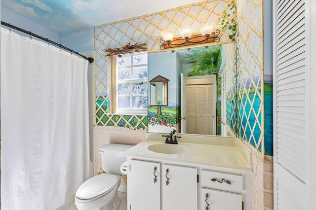 1110 NW 105th Way, Plantation, FL 33322
