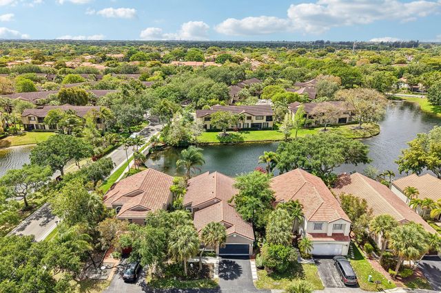 1110 NW 105th Way, Plantation, FL 33322