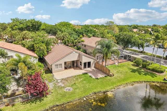 1110 NW 105th Way, Plantation, FL 33322