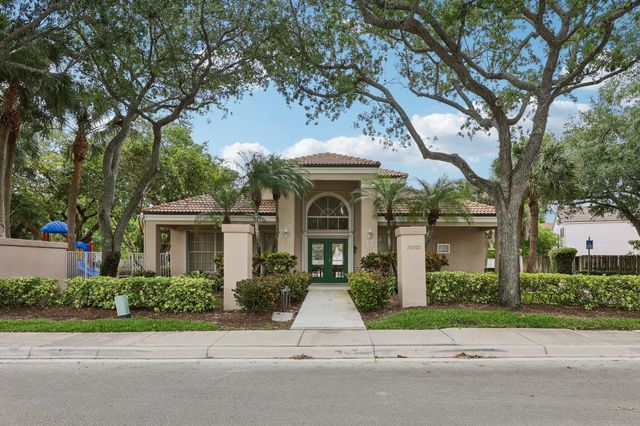 1110 NW 105th Way, Plantation, FL 33322