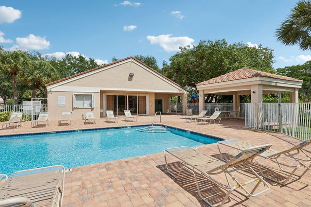 1110 NW 105th Way, Plantation, FL 33322