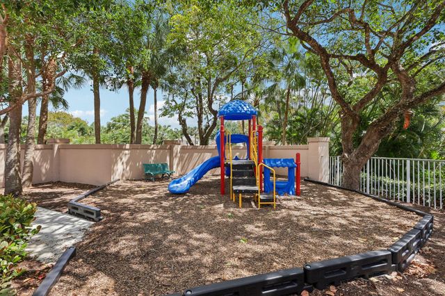 1110 NW 105th Way, Plantation, FL 33322