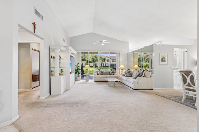 1110 NW 105th Way, Plantation, FL 33322