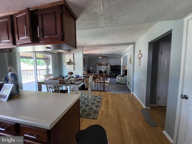 504 PARLIAMENT RD, Marlton, NJ 08053