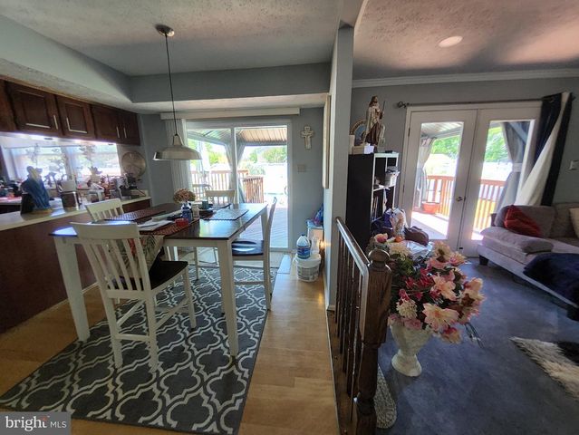 504 PARLIAMENT RD, Marlton, NJ 08053