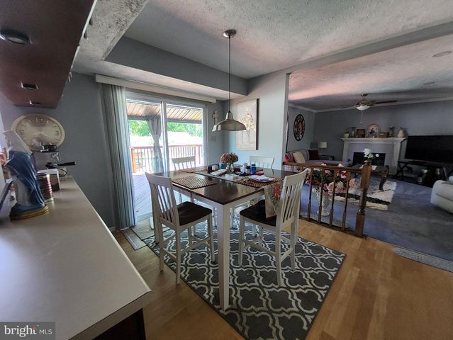 504 PARLIAMENT RD, Marlton, NJ 08053