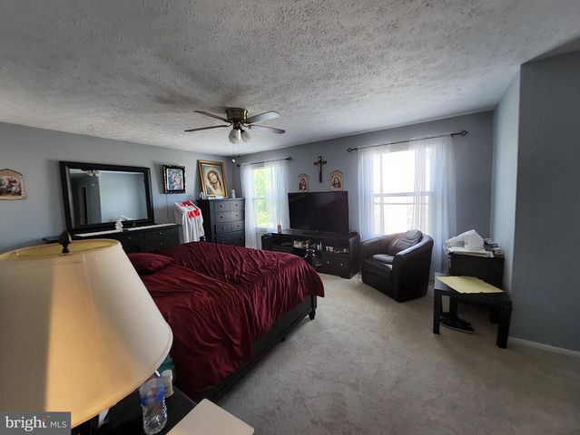 504 PARLIAMENT RD, Marlton, NJ 08053